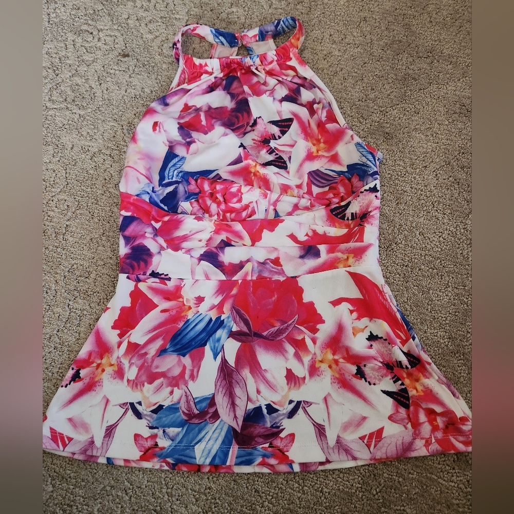 Venus sleeveless floral blouse size xs